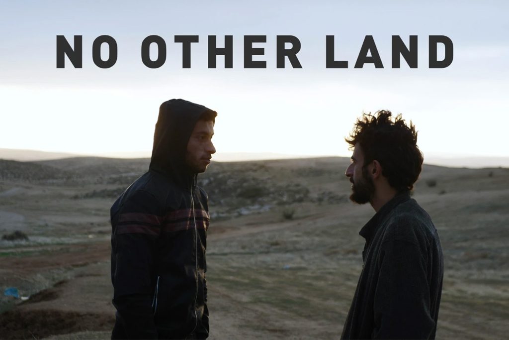 No other land 4 luglio Seriate